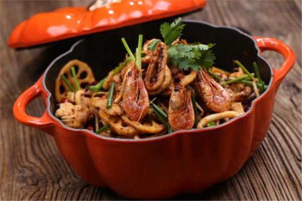 辣悠美麻辣香锅